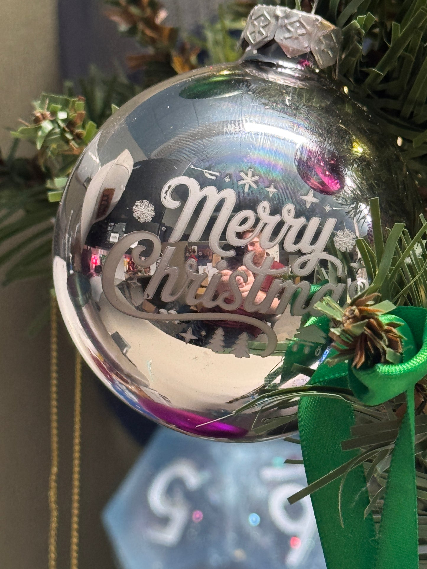 Personalized Custom Engraved Glass Ball Ornaments – Perfect for Holiday Decor and Gifts